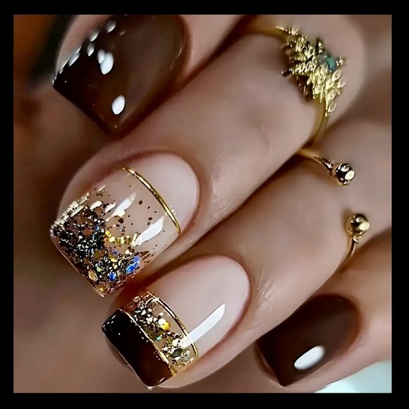 NWOT~ Full Cover Press on Nails, Set of 24 Count. Nail Glue Included - Picture 5 of 11